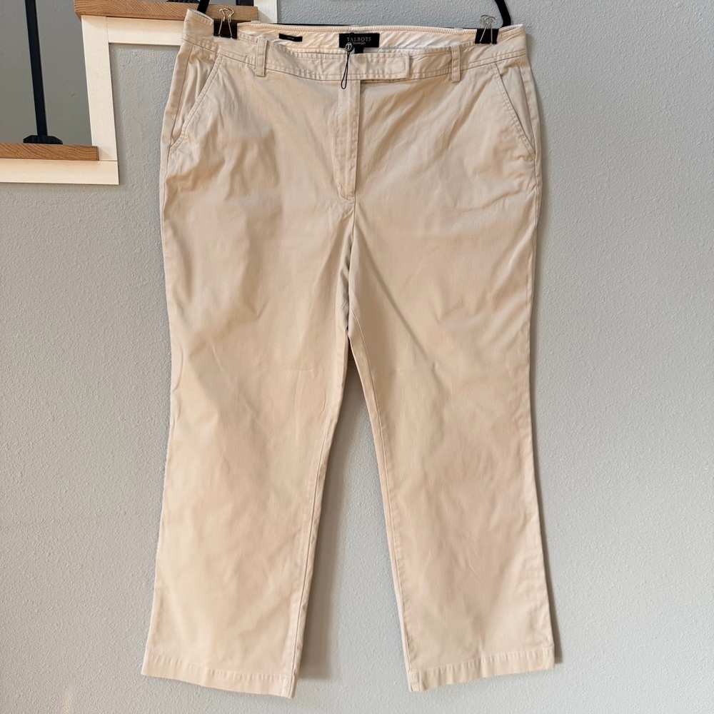 Talbots Women’s Heritage Light Khaki Chino Pants NWT